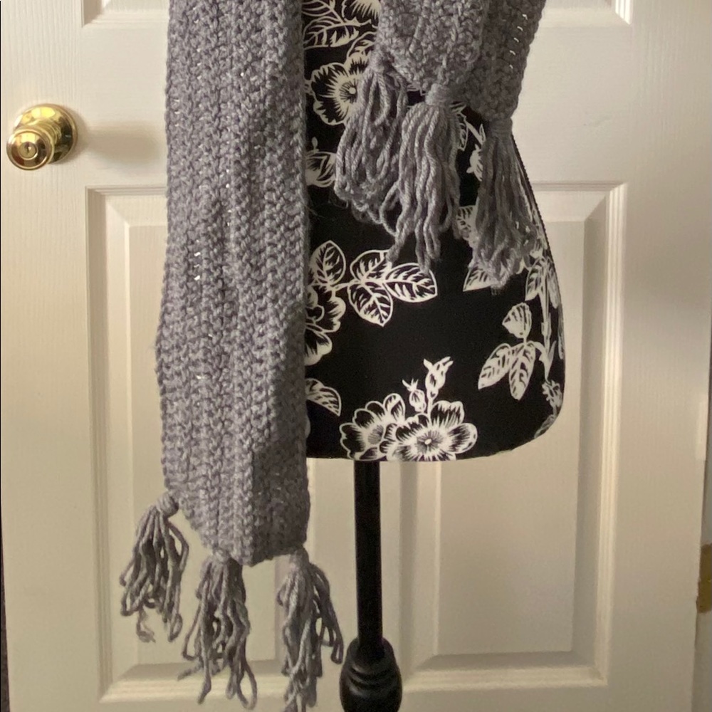 Hat & Scarf Set - Picture 2 of 6